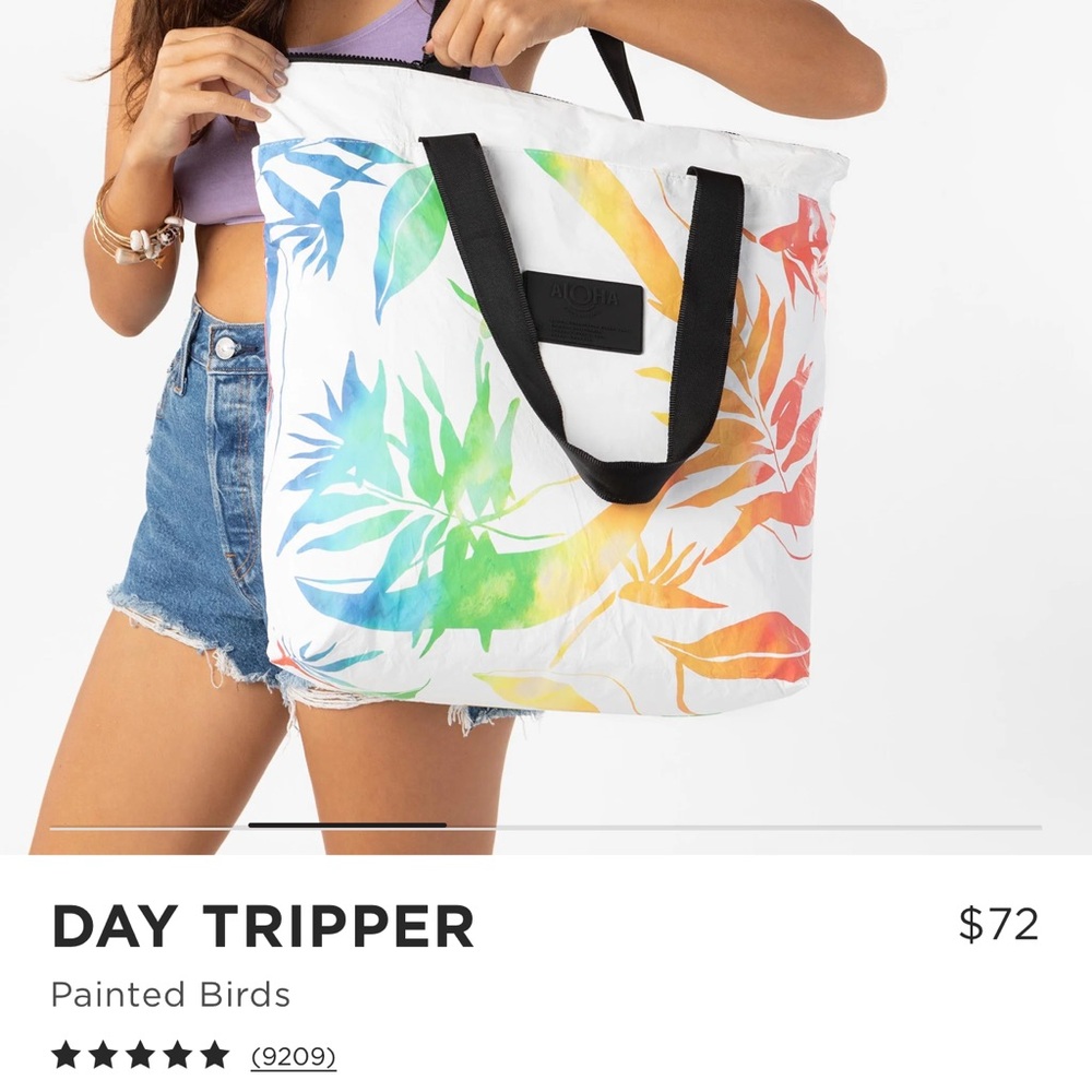 Aloha beach Day Tripper bag Rainbow Painted Birds Day Wet/dry bag. NWT.